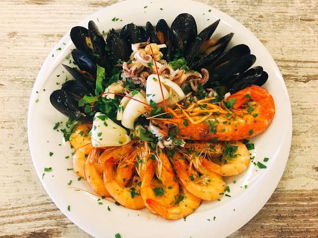 Trattoria Il Capitano - Seafood Restaurant