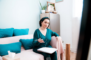 Photo n°10 de Elisabeth BERNARDO, Hypnothérapeute Coach certifiée & sonothérapeute à Colombes (Psychothérapeute)