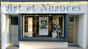 Photo n°1 de Art Et Nuances à Bressuire (Salon de coiffure)