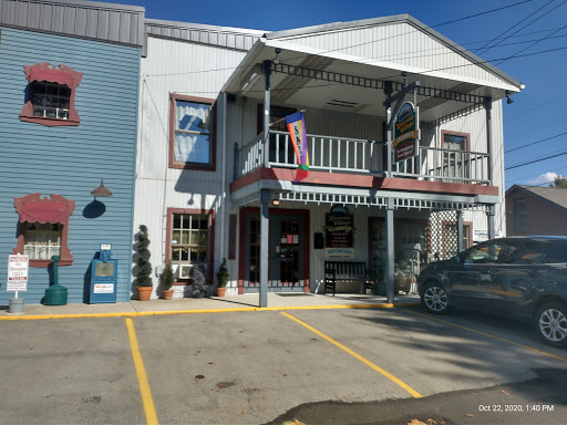 Riverside Village Shoppes