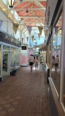 The Covered Market by null