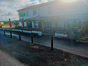 Photo n°32 de Le Berguille à Roullet-Saint-Estèphe (Pizzas à emporter)