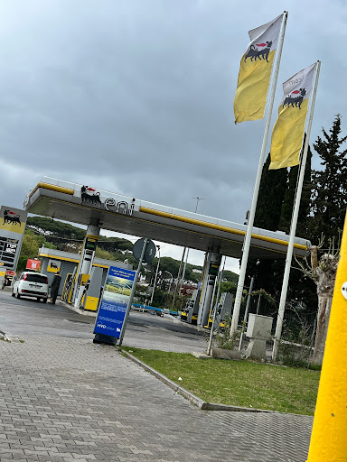 Distribuzioni Carburanti Eur Snc.