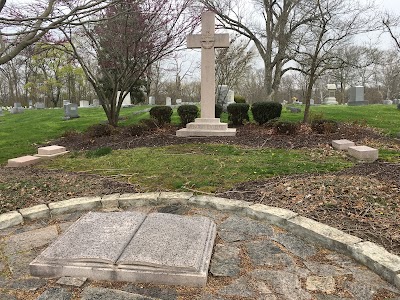 East Hill Cemetery