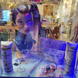 Photo n°2 de LEELOO STORE à Pornichet (Boutique d'accessoires de mode)