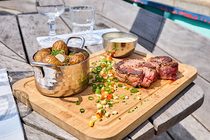 Photo n°105 de Restaurant La Maison Bleue à Courseulles-sur-Mer (Brasserie)