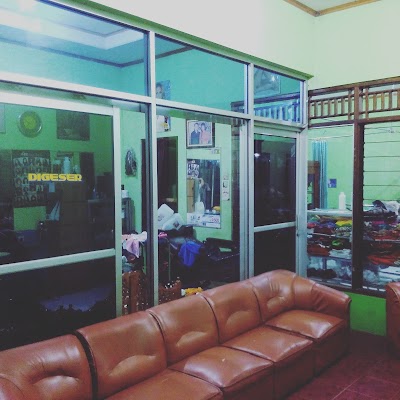 Photos of Salon Ivah