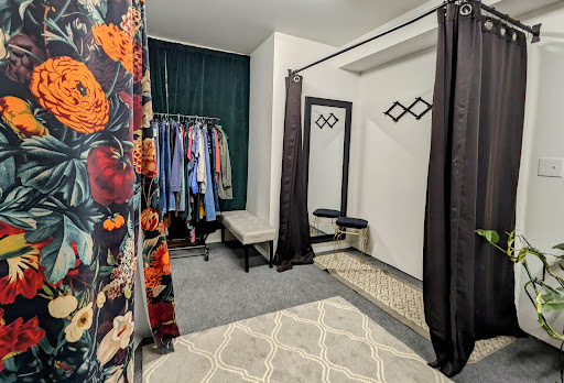 Love It Again Consignment - Visual