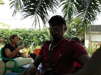 Photos of CHEZ DESCA