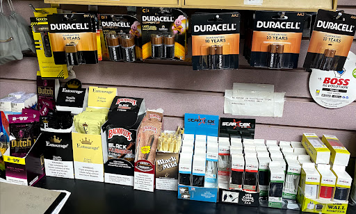 FOURM Gift Shop and Convenience Store - Thumbnail