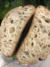 Photo n°31 de Emma Khan Boulangerie Artisanale Brunch et Salon de The à Le Raincy (Restaurant)