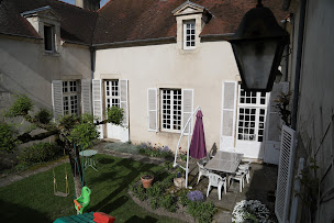 Photo n°3 de La Maison des Oiseaux à Flavigny-sur-Ozerain (Chambre d'hôtes)
