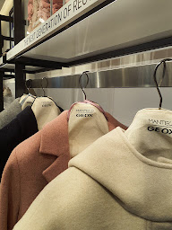 Photo n°6 de Geox à Lyon (Magasin de vêtements pour femmes)