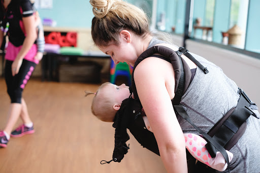 Young Parents' Hub - Newcastle and Central Coast Logo