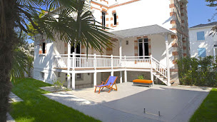 Photo n°11 de JPS & Spapiscines Hotssping / l'esprit piscine à Pornic (Magasin de matériel pour piscines)