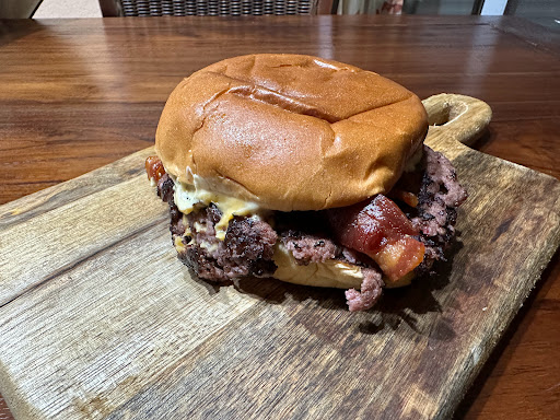 BUENABURGER - Visual