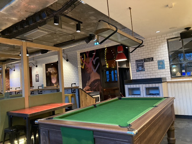 Comentarii opinii despre Generator Hostel