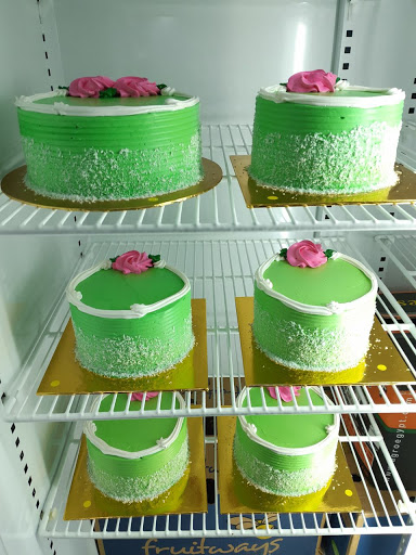 Dnialicious Cake House Gong Badak