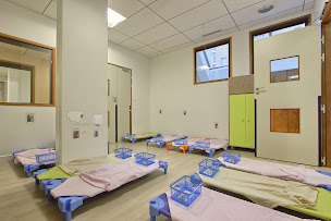 Photo n°12 de Crèche Mirabelle - La Maison Bleue à Ivry-sur-Seine (École maternelle)