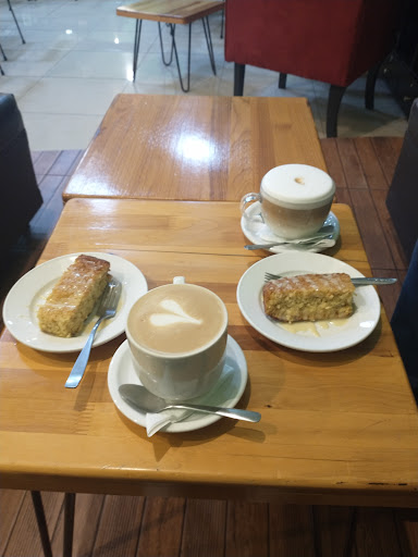 Cesmach Café - Visual