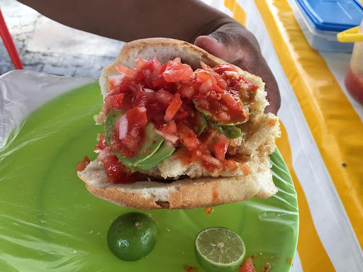 Guacamayas y tortas de lomo "CABRERA" - Thumbnail