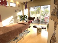 スタジオカロン