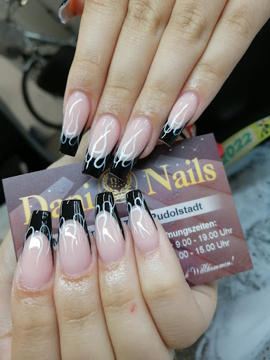 Dani Nails - Visual