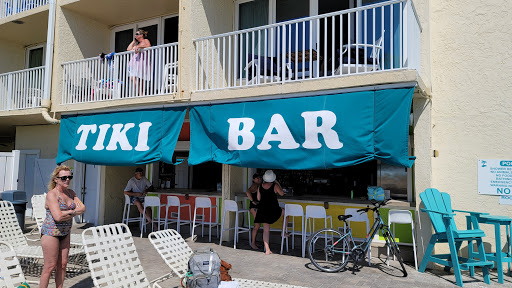 Island Girl Tiki Bar - Thumbnail