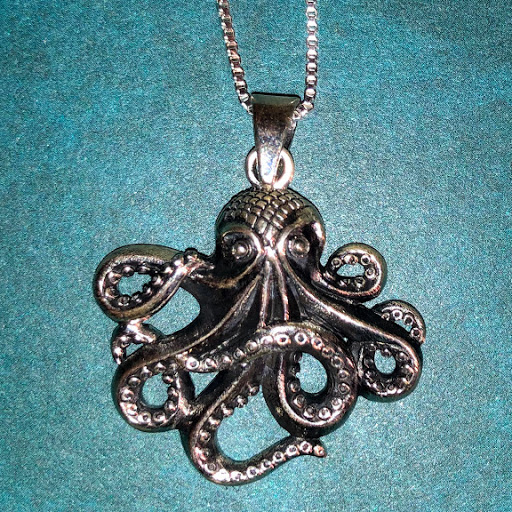 Lulumars Boutique Gallery - United States