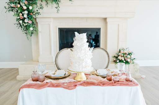Aspen Cake Design (Utah Wedding Cakes & Desserts)