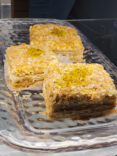 Denj Pastry Gallery - Canada