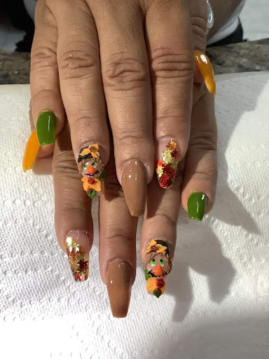 Militza's Nails and Hair Stiling - Thumbnail