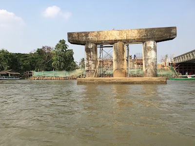 Photos of Ooyinchaung Bridge