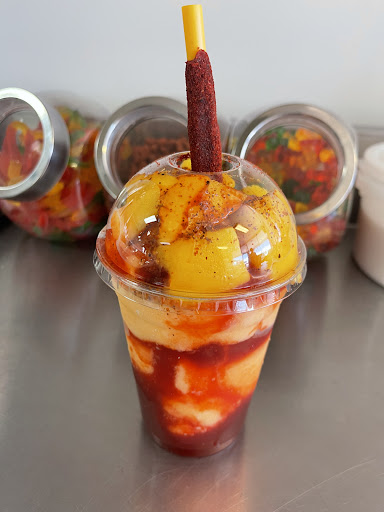 La Monarca Cravings - Visual