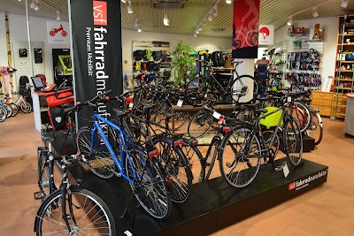 Photos of Fahrradhof Kassel