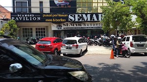 Toko Emas Semar Nusantara