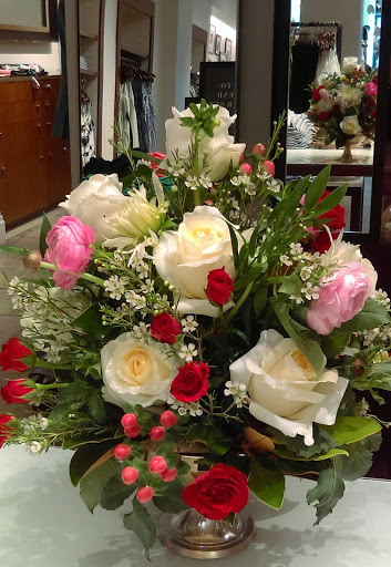 Freesia Floral Design Gallery - United States