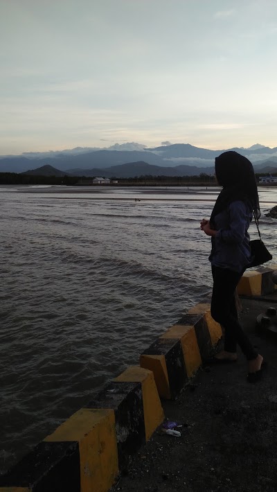 Photos of Pelabuhan Belopa