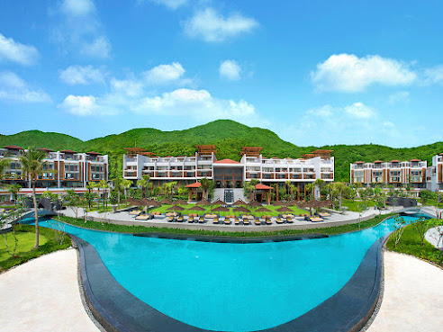 Angsana Lang Co, Central Vietnam by null