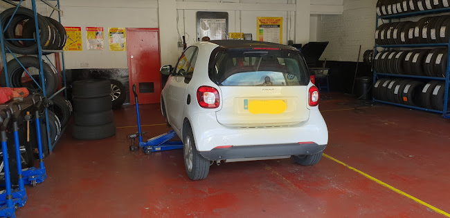 National Tyres and Autocare - a Halfords company - Tire shop