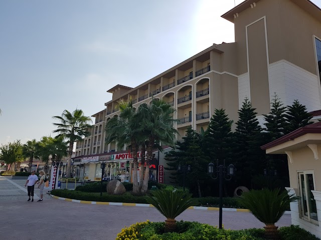 Paloma Oceana Resort