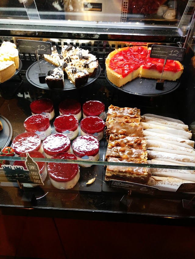 COSTA COFFEE
