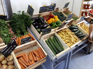 Photo n°4 de La cabane de loulou à Les Ollières-sur-Eyrieux (Grossiste en fruits et légumes)