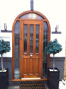 C.D Doors Ltd london