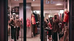 Photo n°18 de La Canadienne à Chamonix-Mont-Blanc (Magasin de vêtements pour femmes)