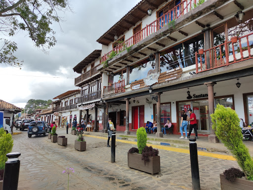 Plaza Municipal José Parres Arias