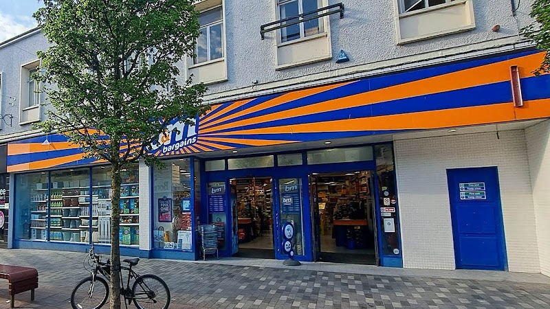 B&M Store photo 2