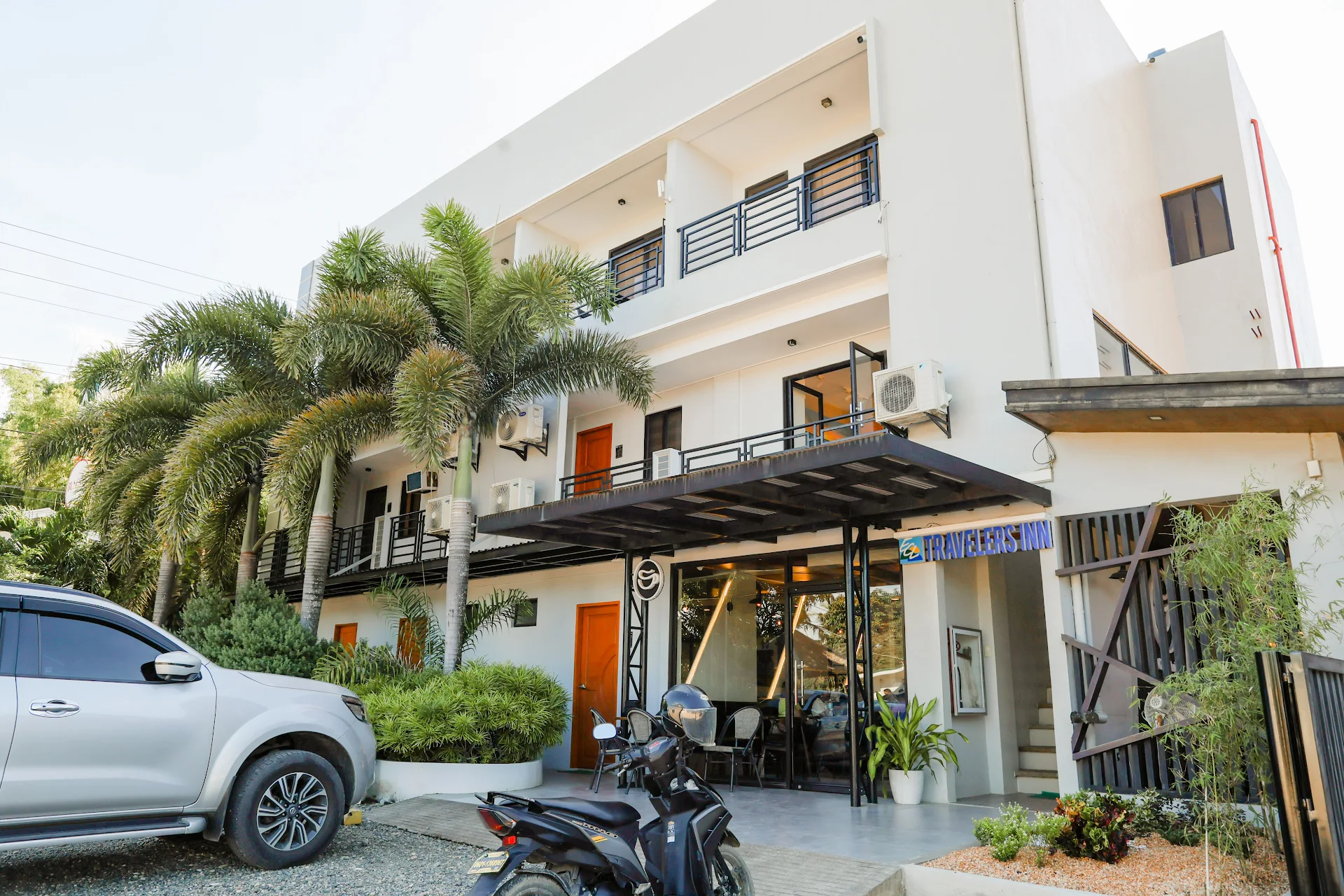ECL Travellers Inn