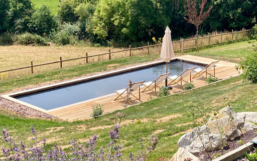 Photo de BioPoolTech Calvados - Piscines naturelles & filtration écologique connectée à Dives-sur-Mer (14160)