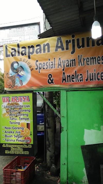 Photos of Darmawangsa